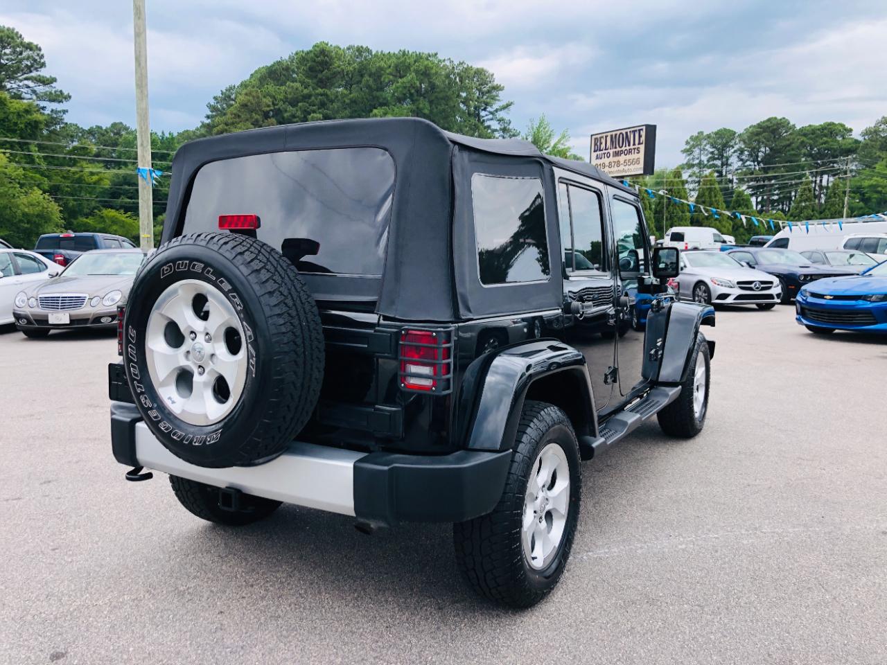 Jeep Wrangler Unlimited 4WD 4dr Sahara 2014