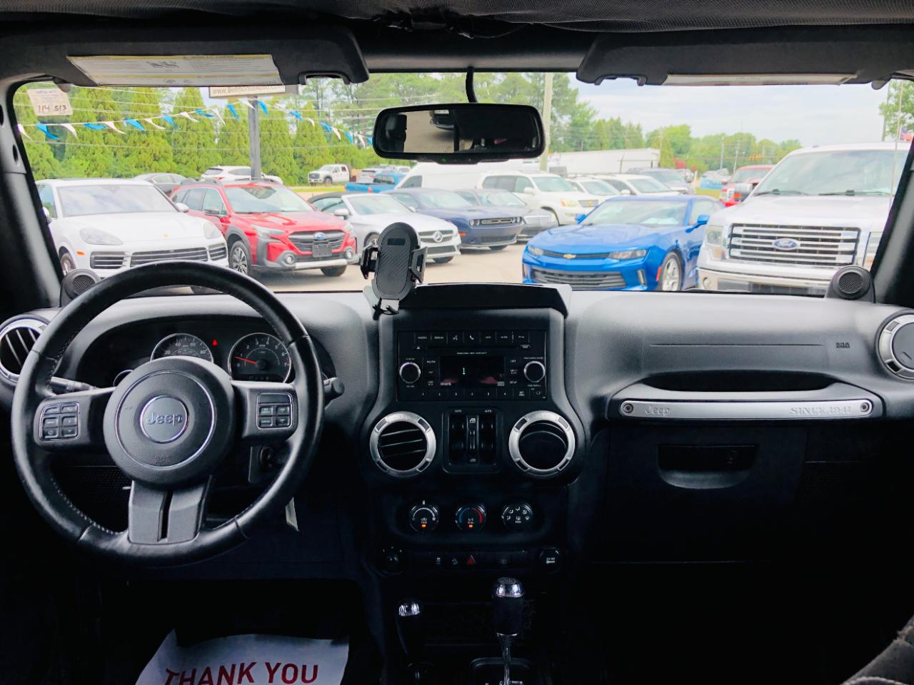 Jeep Wrangler Unlimited 4WD 4dr Sahara 2014
