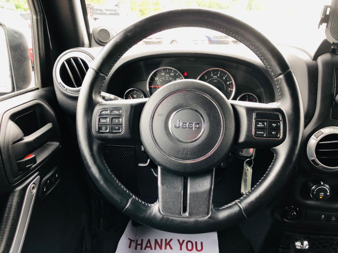 Jeep Wrangler Unlimited 4WD 4dr Sahara 2014