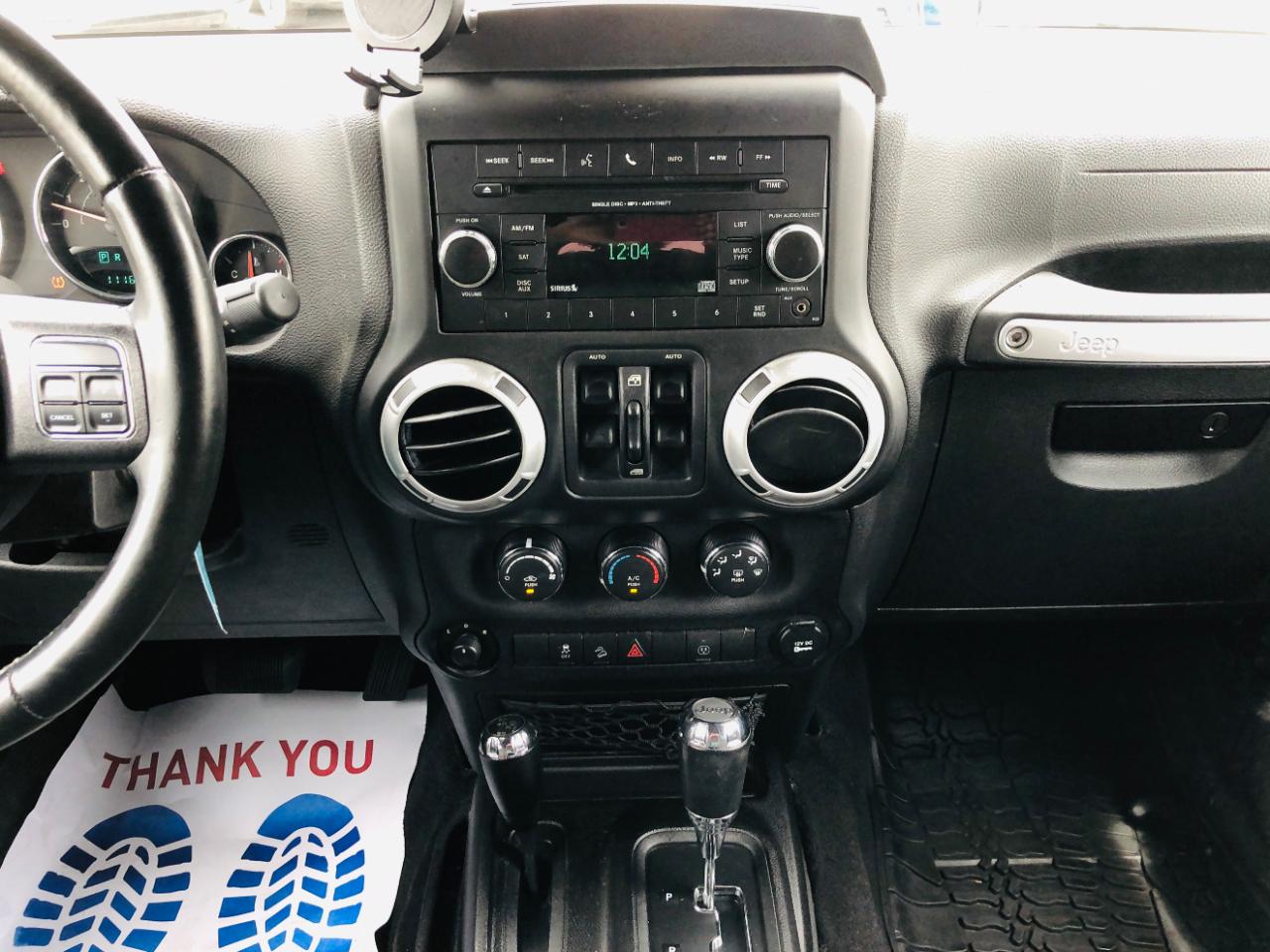 Jeep Wrangler Unlimited 4WD 4dr Sahara 2014