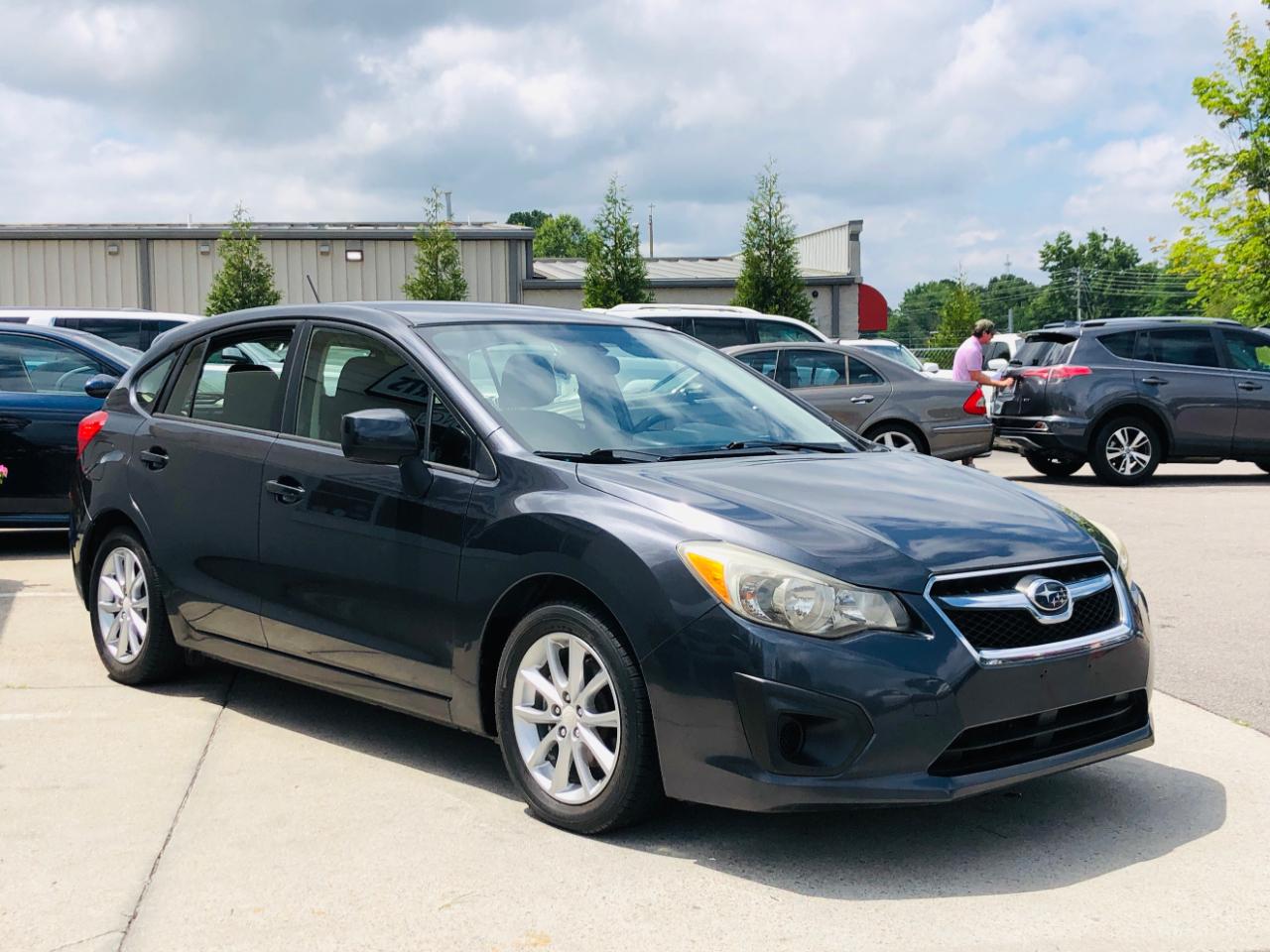 Subaru Impreza Wagon 5dr Auto 2.0i Premium 2013