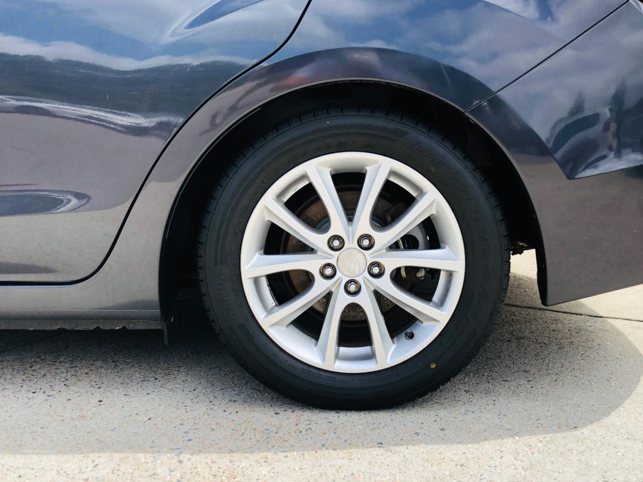 Subaru Impreza Wagon 5dr Auto 2.0i Premium 2013