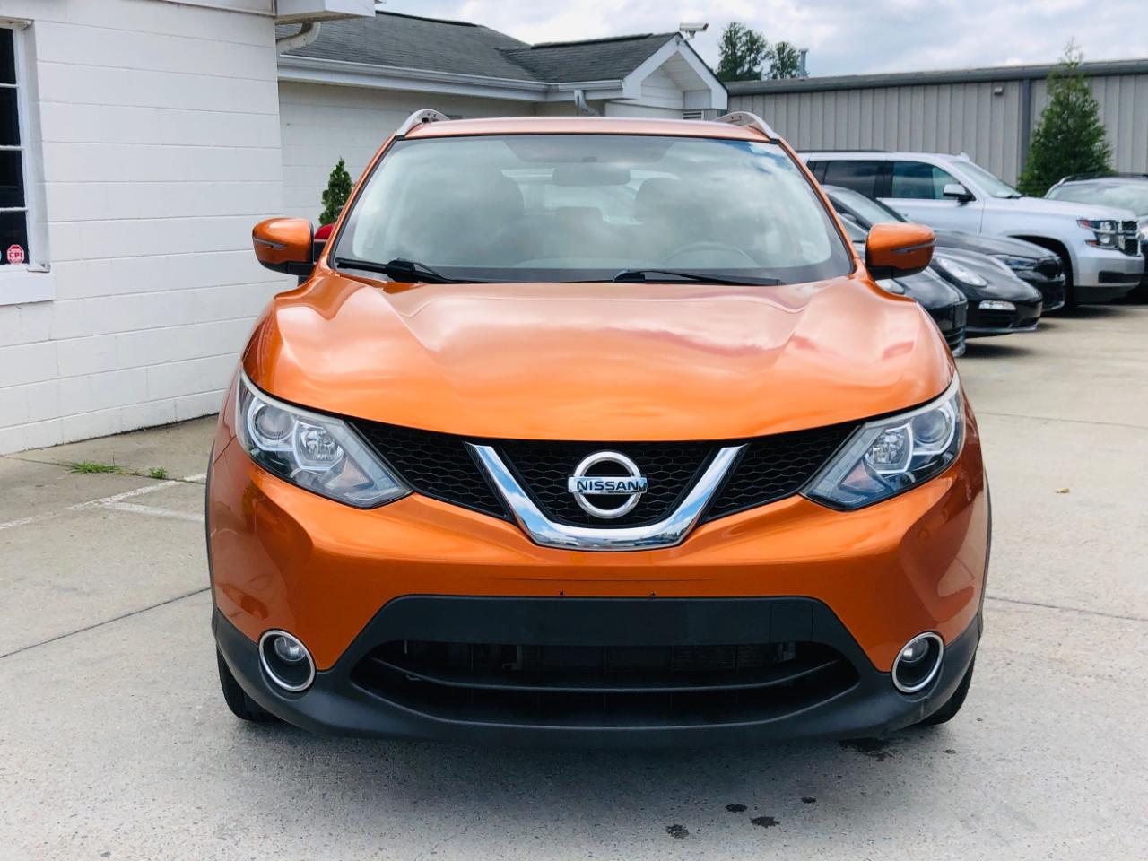 Nissan Rogue Sport FWD SV 2017