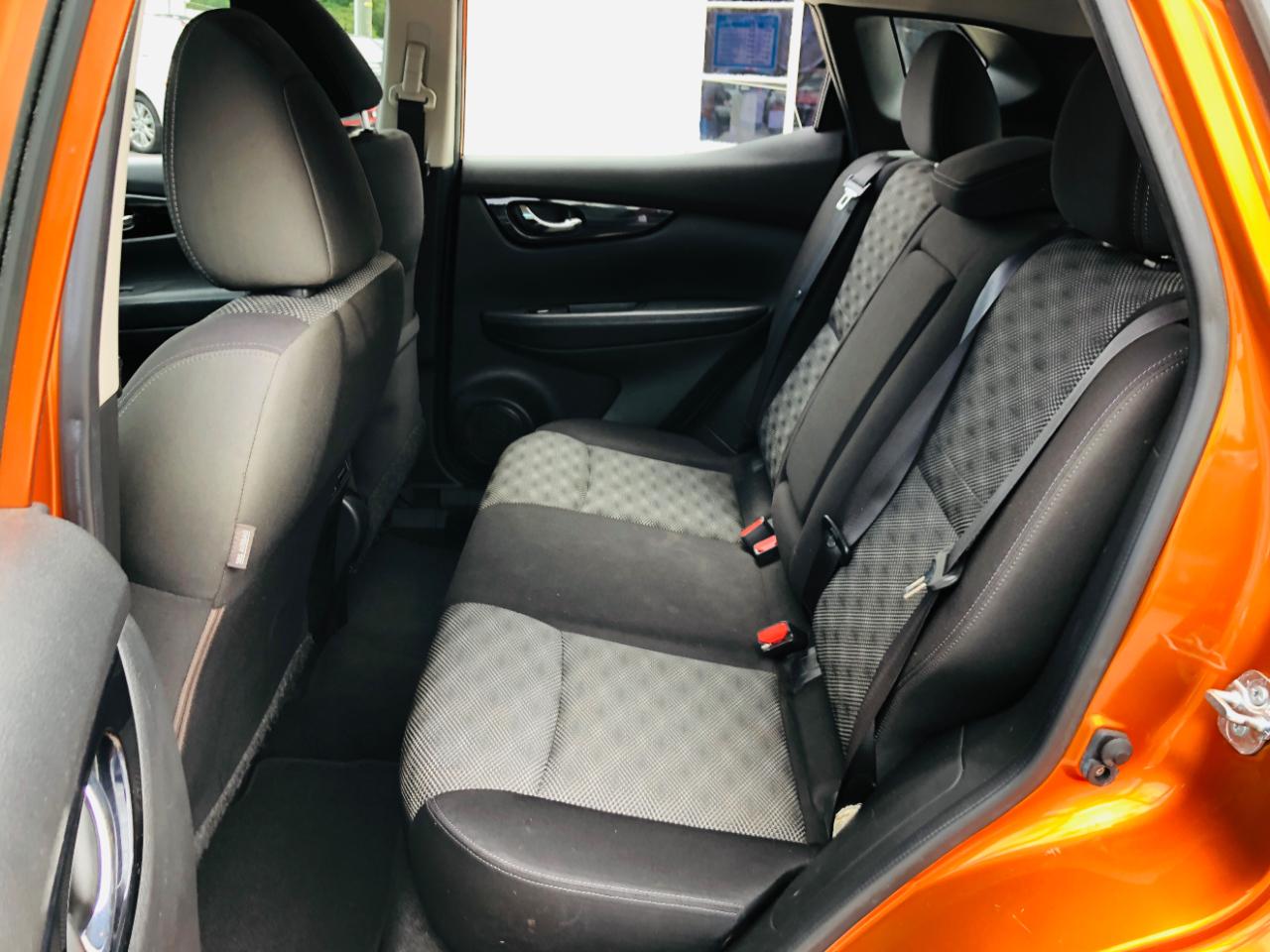 Nissan Rogue Sport FWD SV 2017