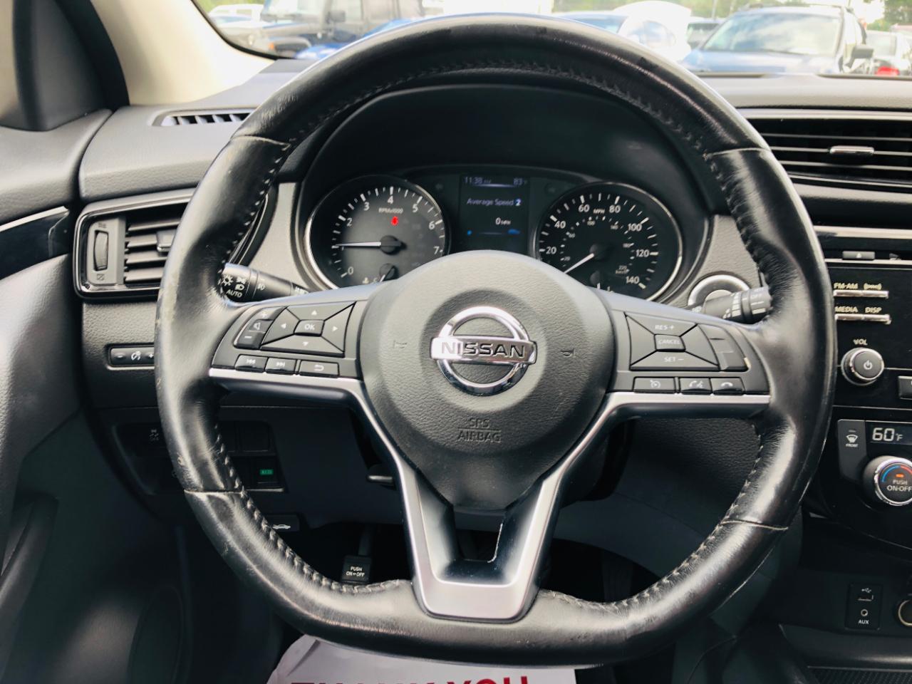 Nissan Rogue Sport FWD SV 2017