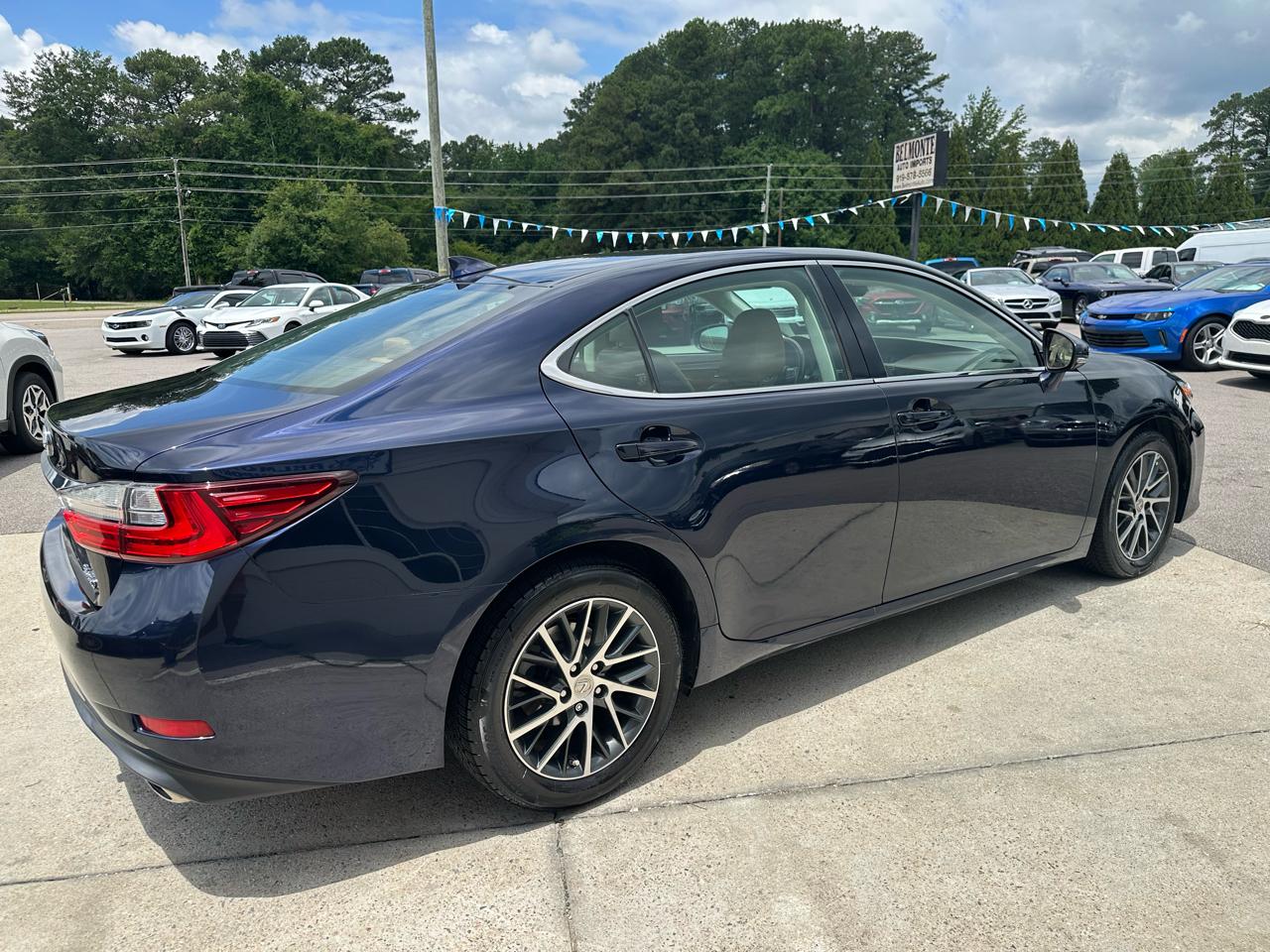 Lexus ES 350 4dr Sdn 2016