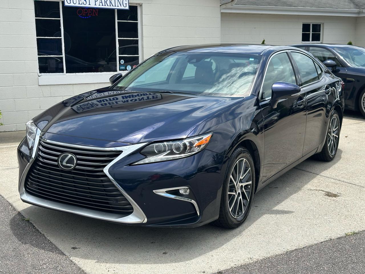 Lexus ES 350 4dr Sdn 2016