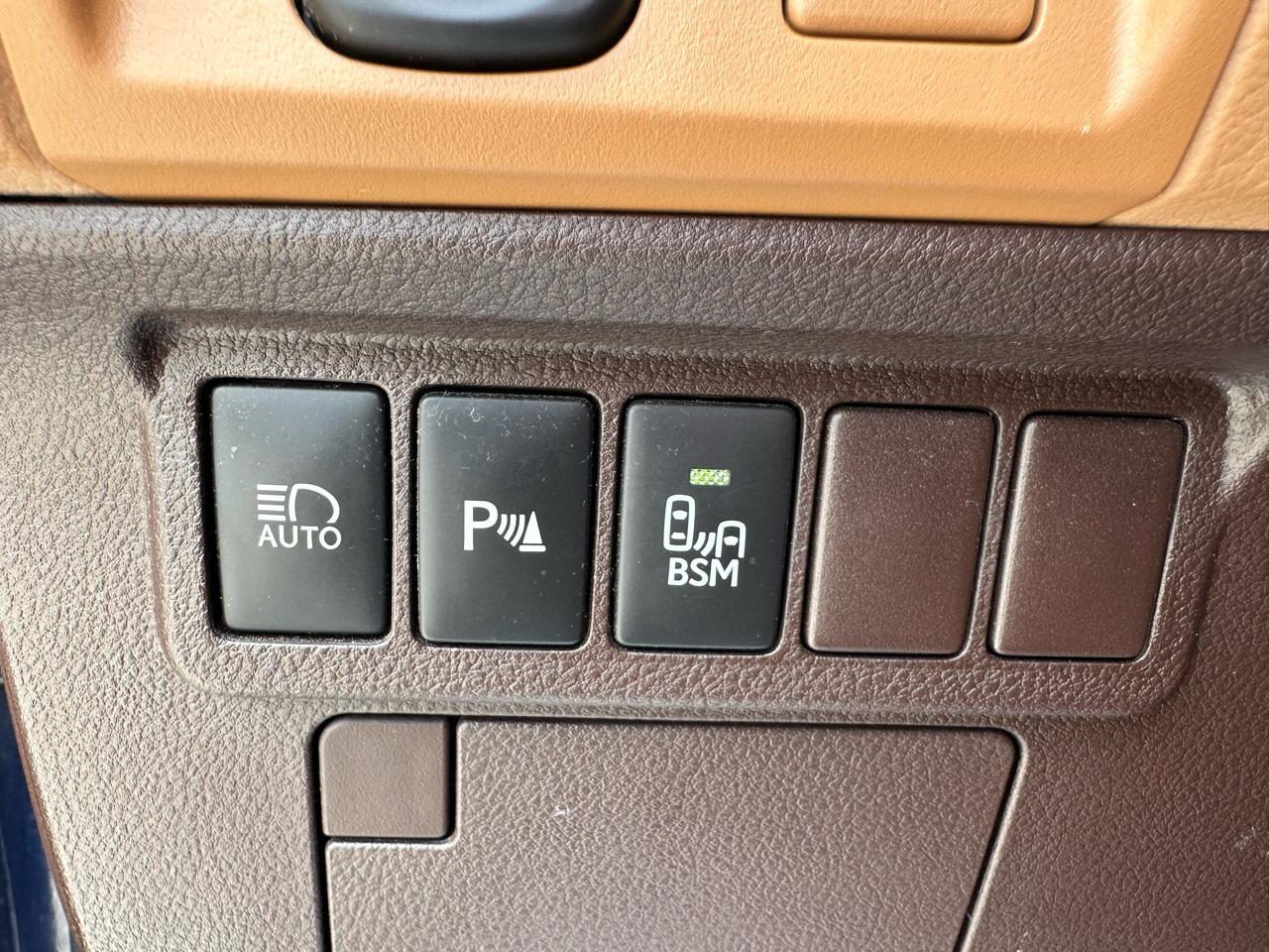Lexus ES 350 4dr Sdn 2016
