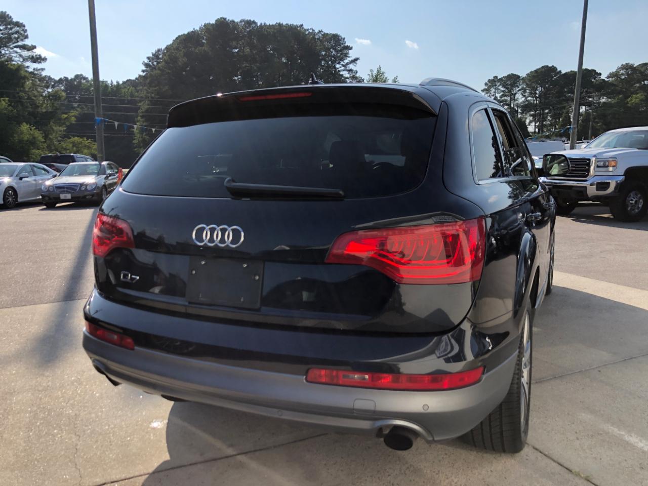 Audi Q7 quattro 4dr 3.0T Premium Plus 2011