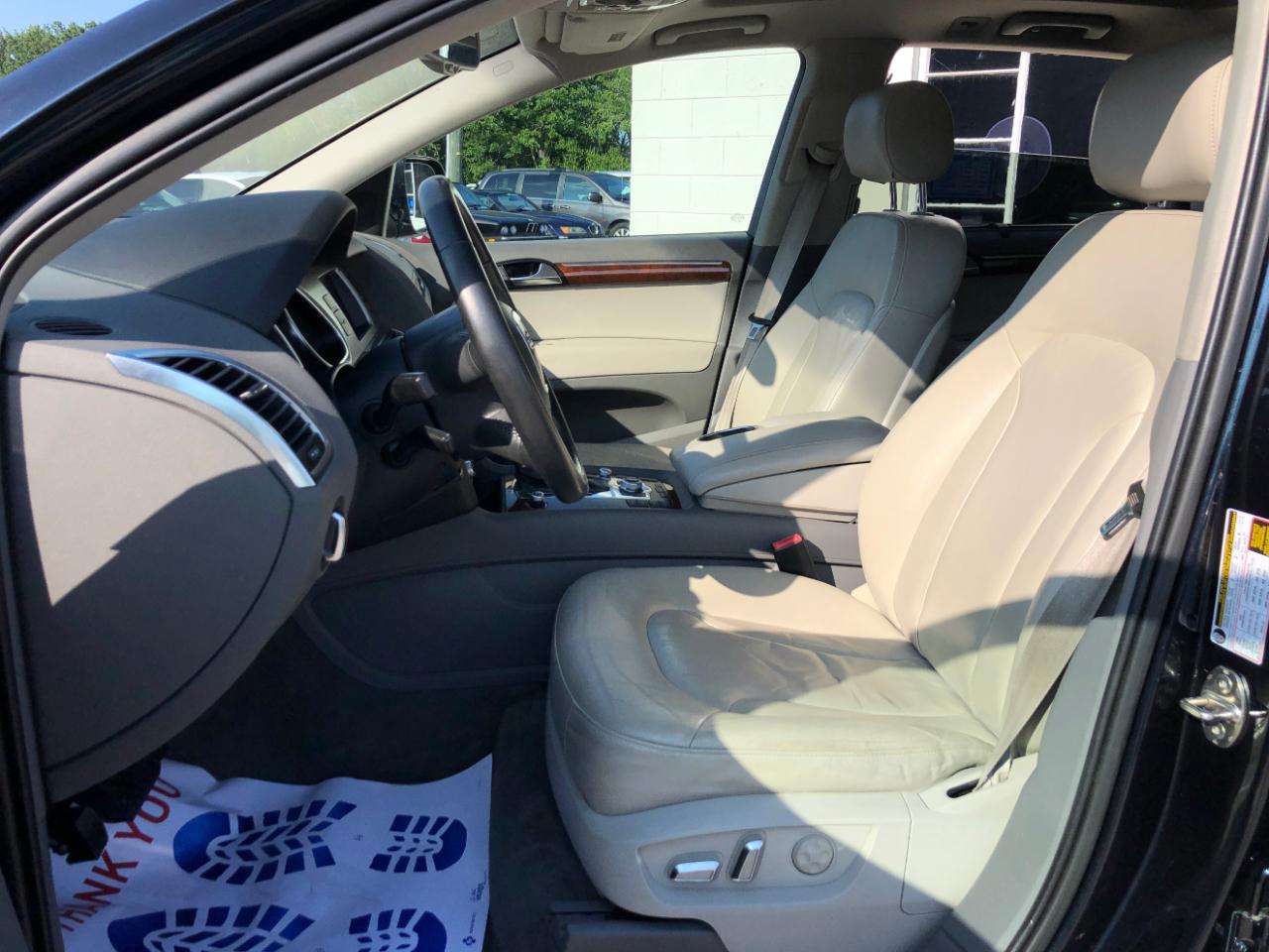 Audi Q7 quattro 4dr 3.0T Premium Plus 2011
