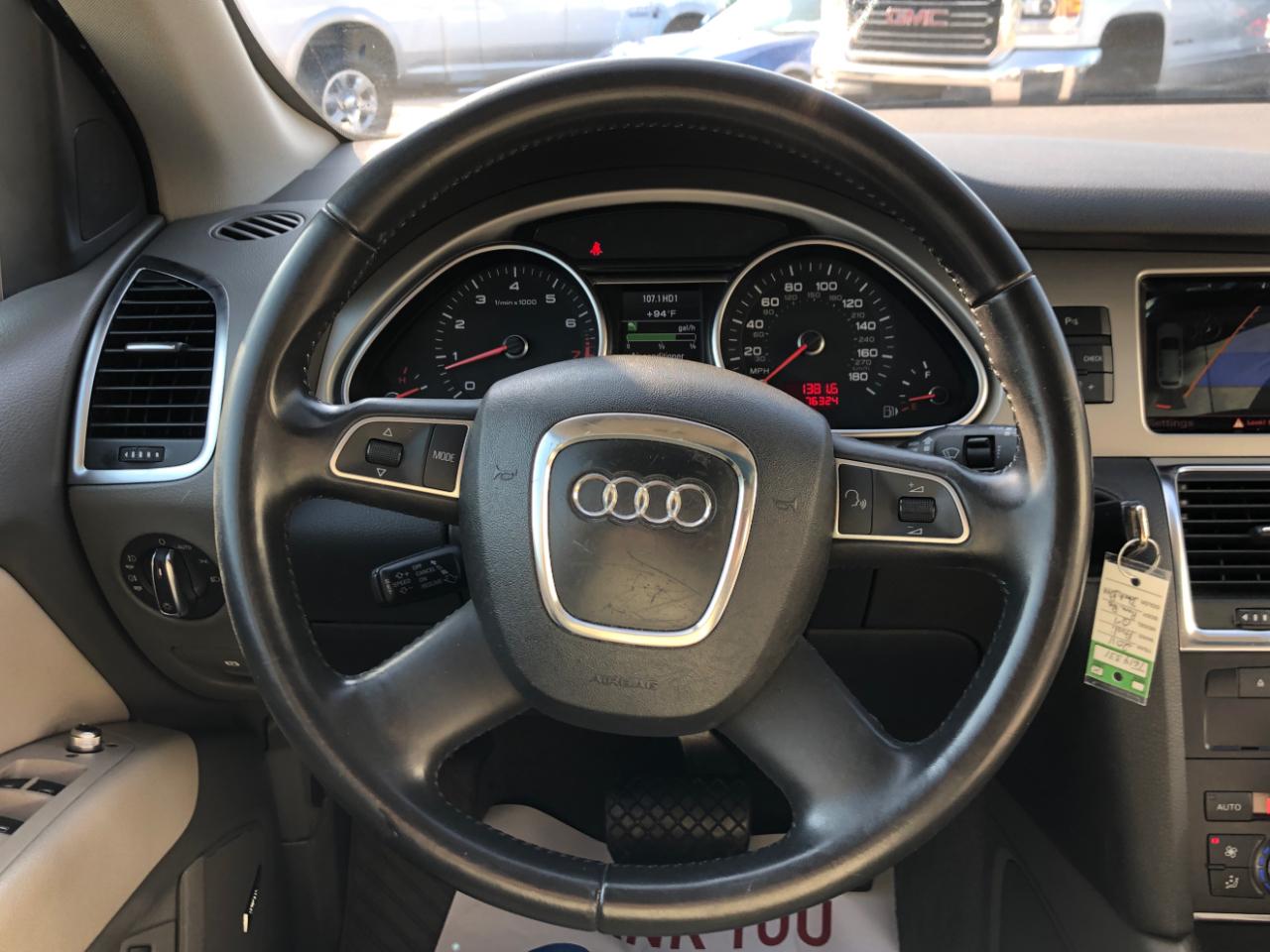 Audi Q7 quattro 4dr 3.0T Premium Plus 2011