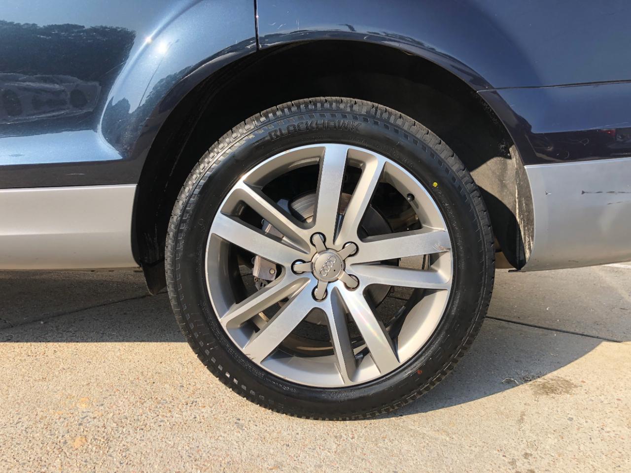 Audi Q7 quattro 4dr 3.0T Premium Plus 2011