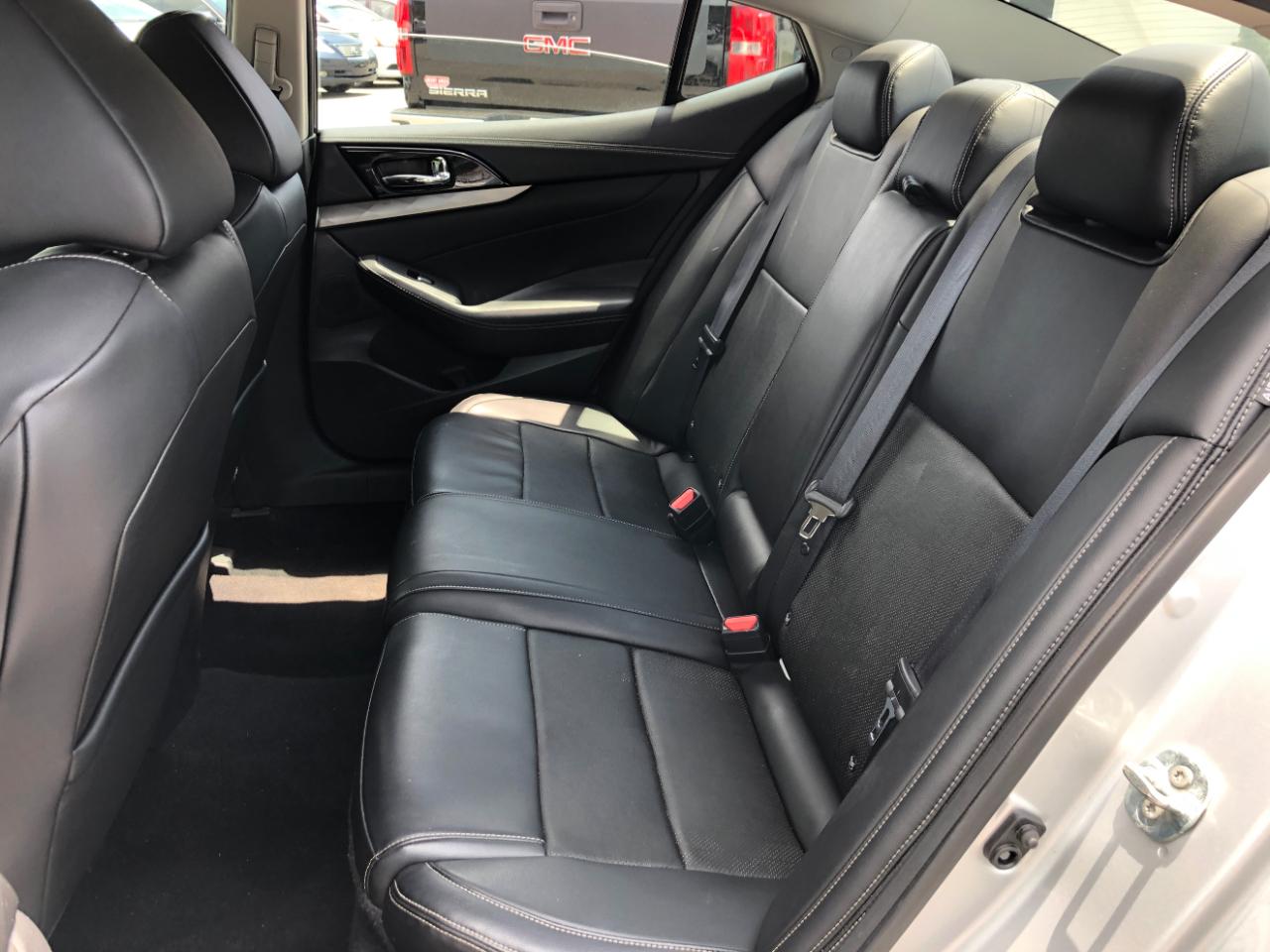 Nissan Maxima SV CVT 2023