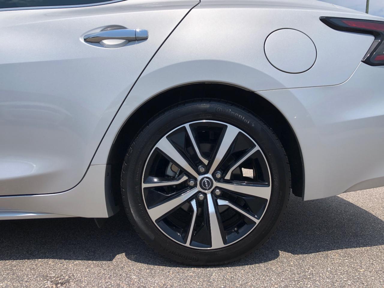 Nissan Maxima SV CVT 2023