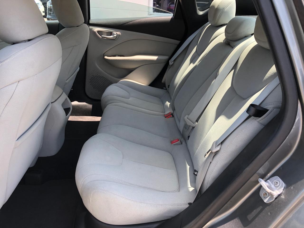 Dodge Dart 4dr Sdn SXT 2013