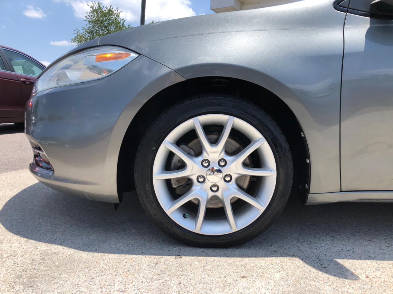 Dodge Dart 4dr Sdn SXT 2013