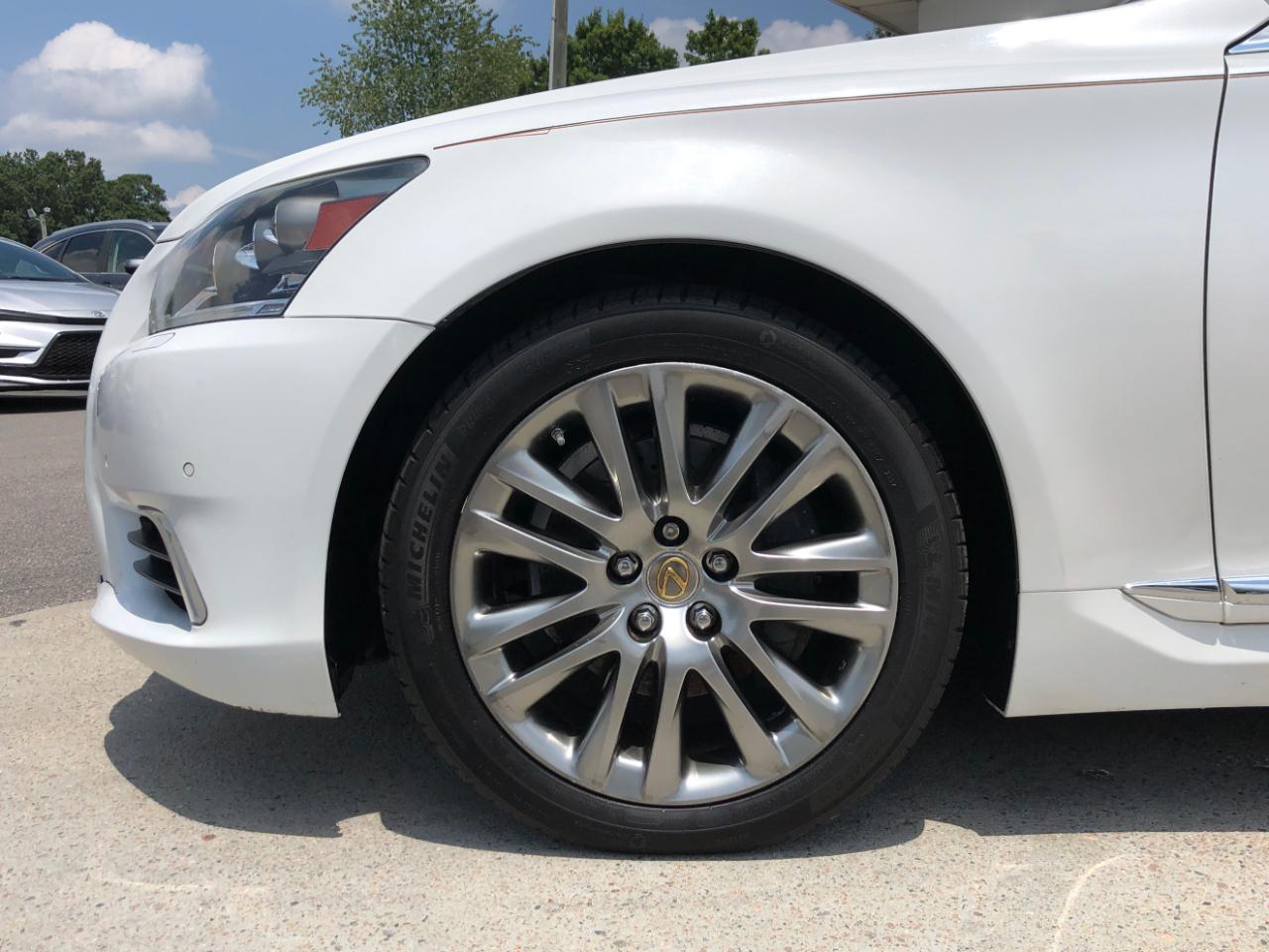 Lexus LS 460 4dr Sdn RWD 2013