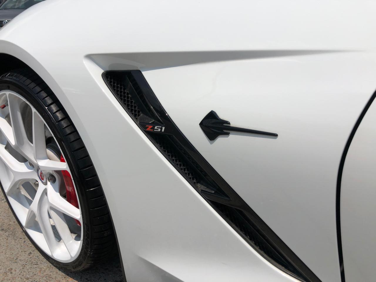 Chevrolet Corvette 2dr Stingray Z51 Cpe w/2LT 2016