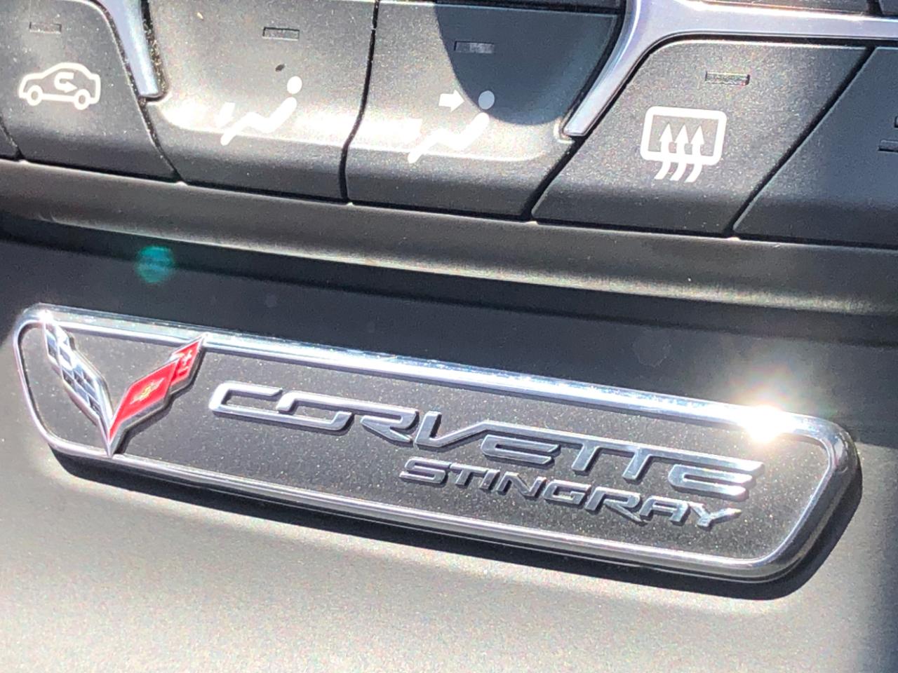 Chevrolet Corvette 2dr Stingray Z51 Cpe w/2LT 2016