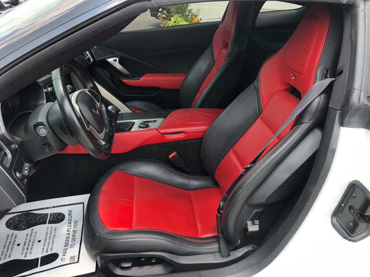 Chevrolet Corvette 2dr Stingray Z51 Cpe w/2LT 2016