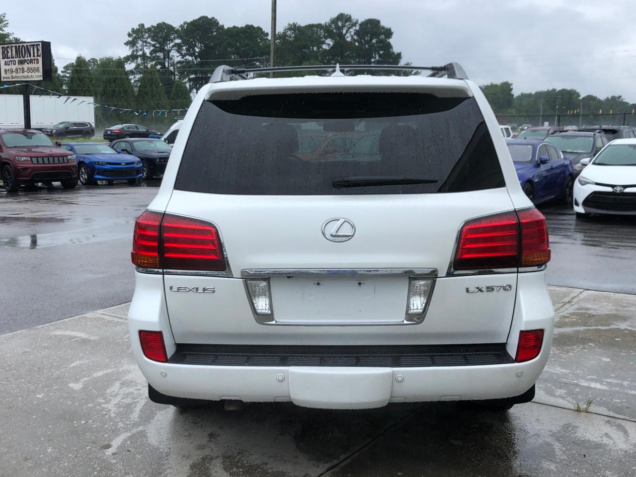 Lexus LX 570 4WD 4dr 2010