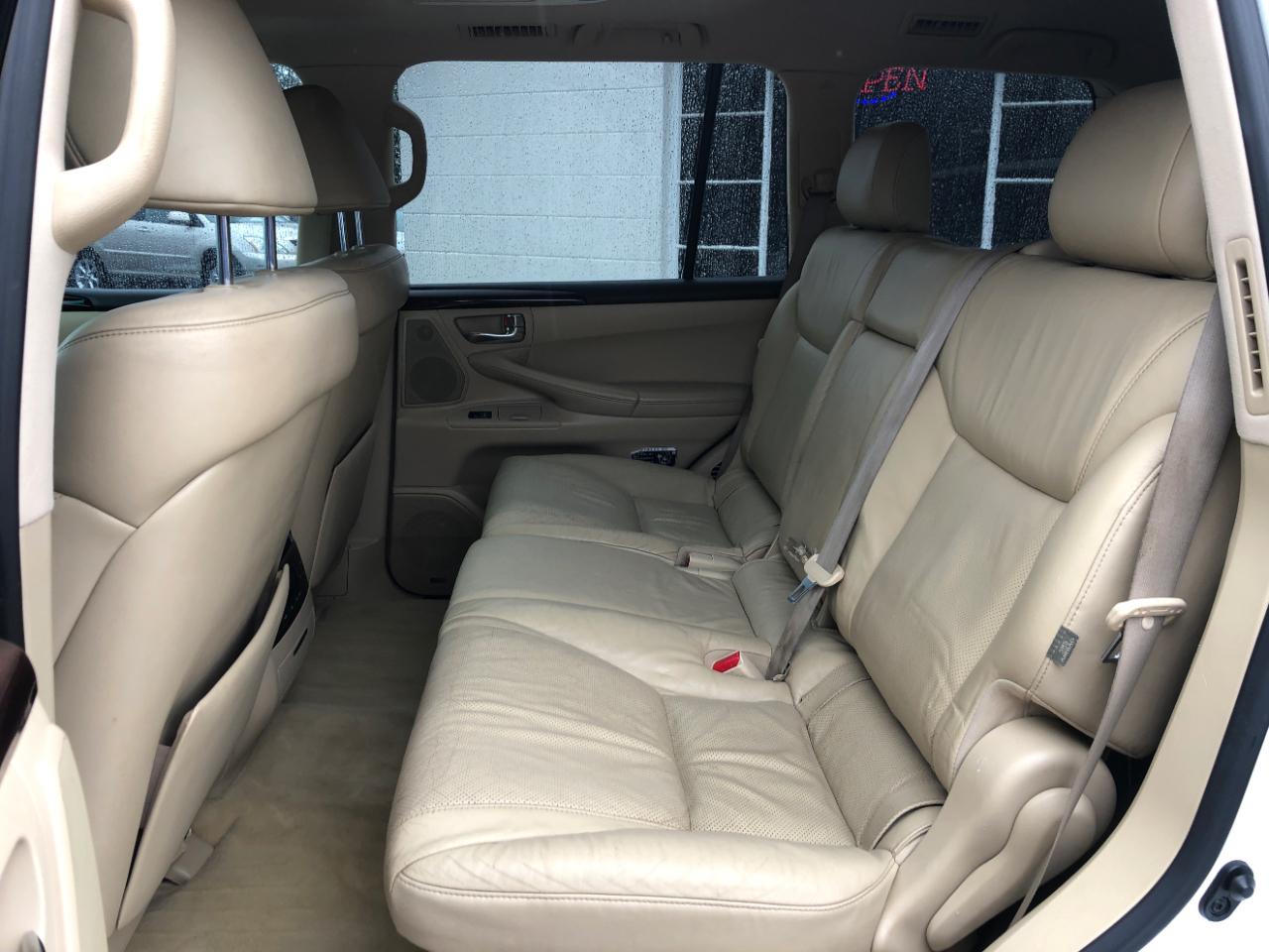 Lexus LX 570 4WD 4dr 2010
