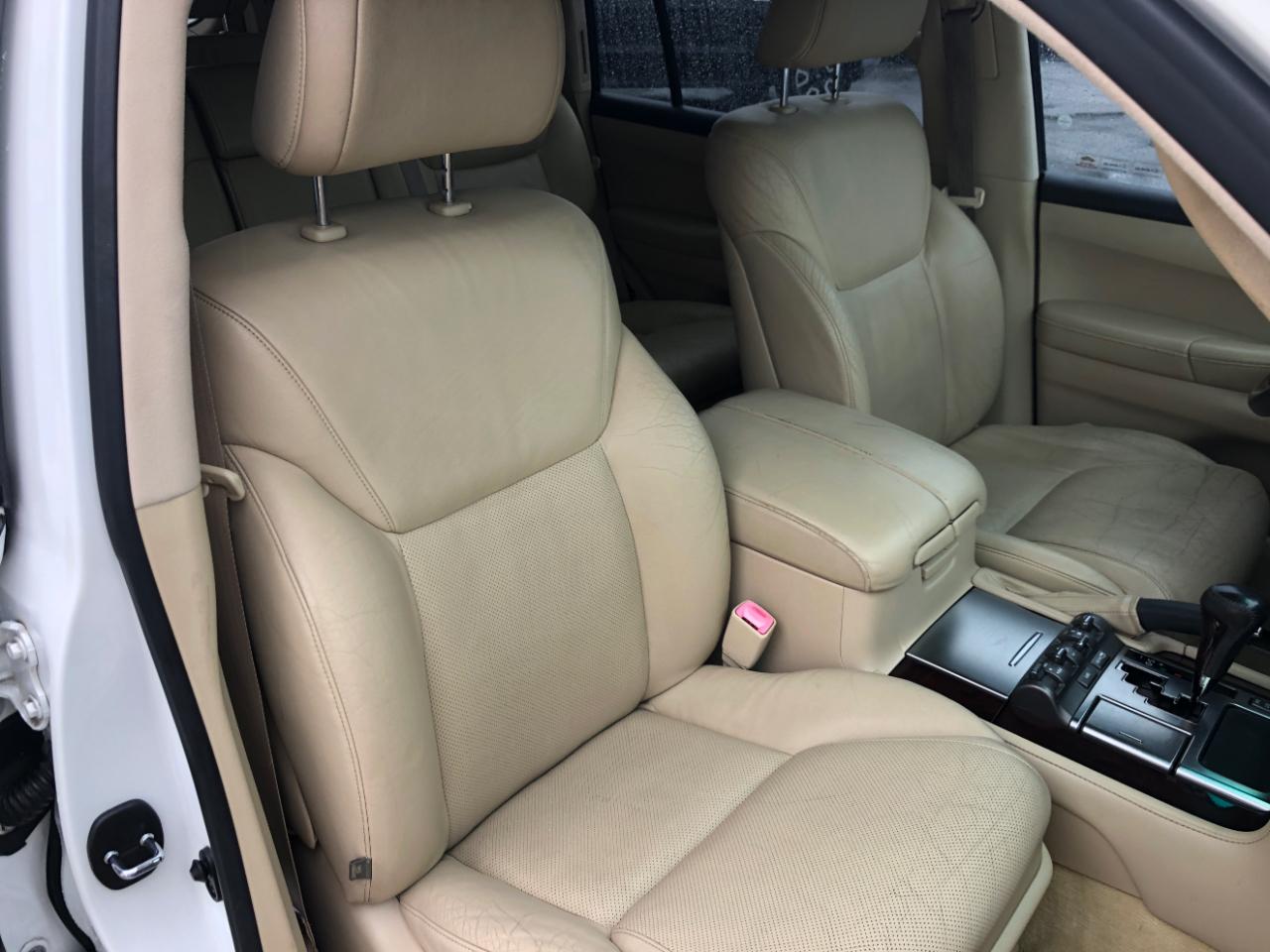 Lexus LX 570 4WD 4dr 2010
