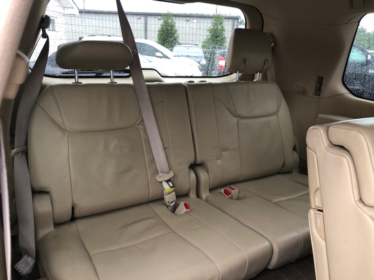 Lexus LX 570 4WD 4dr 2010