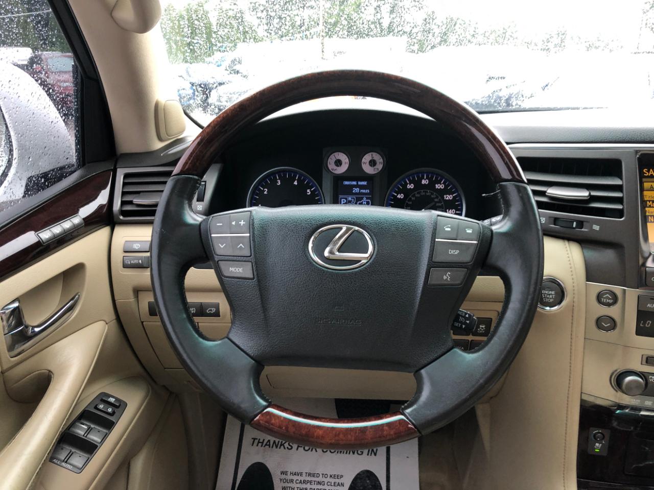Lexus LX 570 4WD 4dr 2010