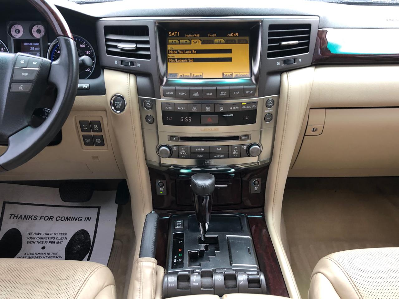 Lexus LX 570 4WD 4dr 2010