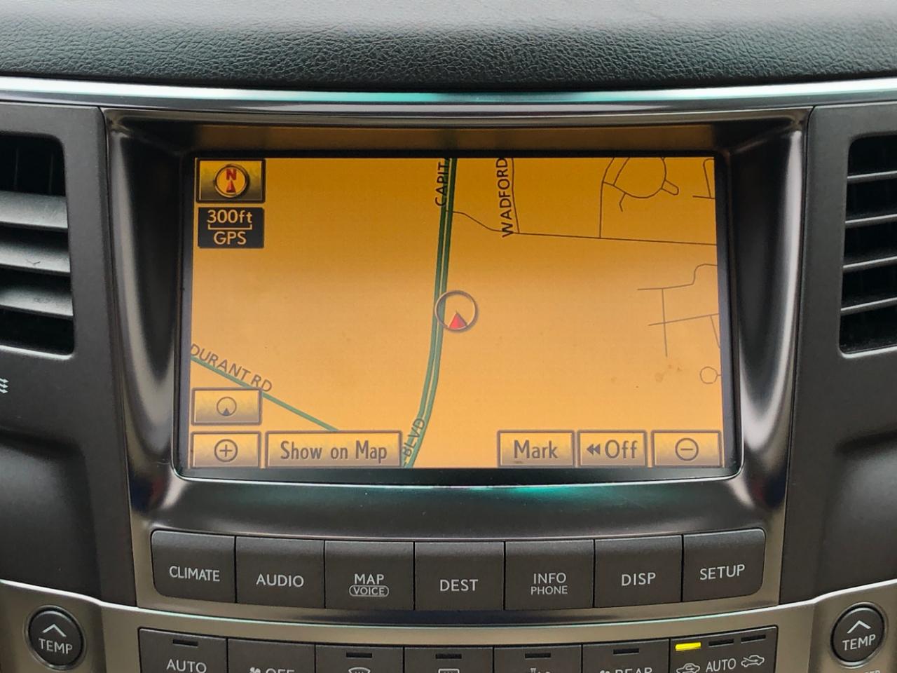 Lexus LX 570 4WD 4dr 2010
