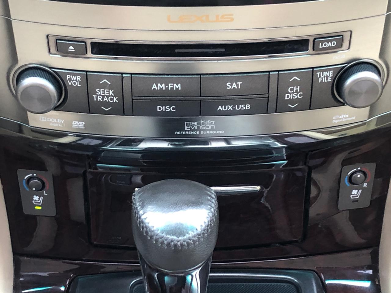 Lexus LX 570 4WD 4dr 2010