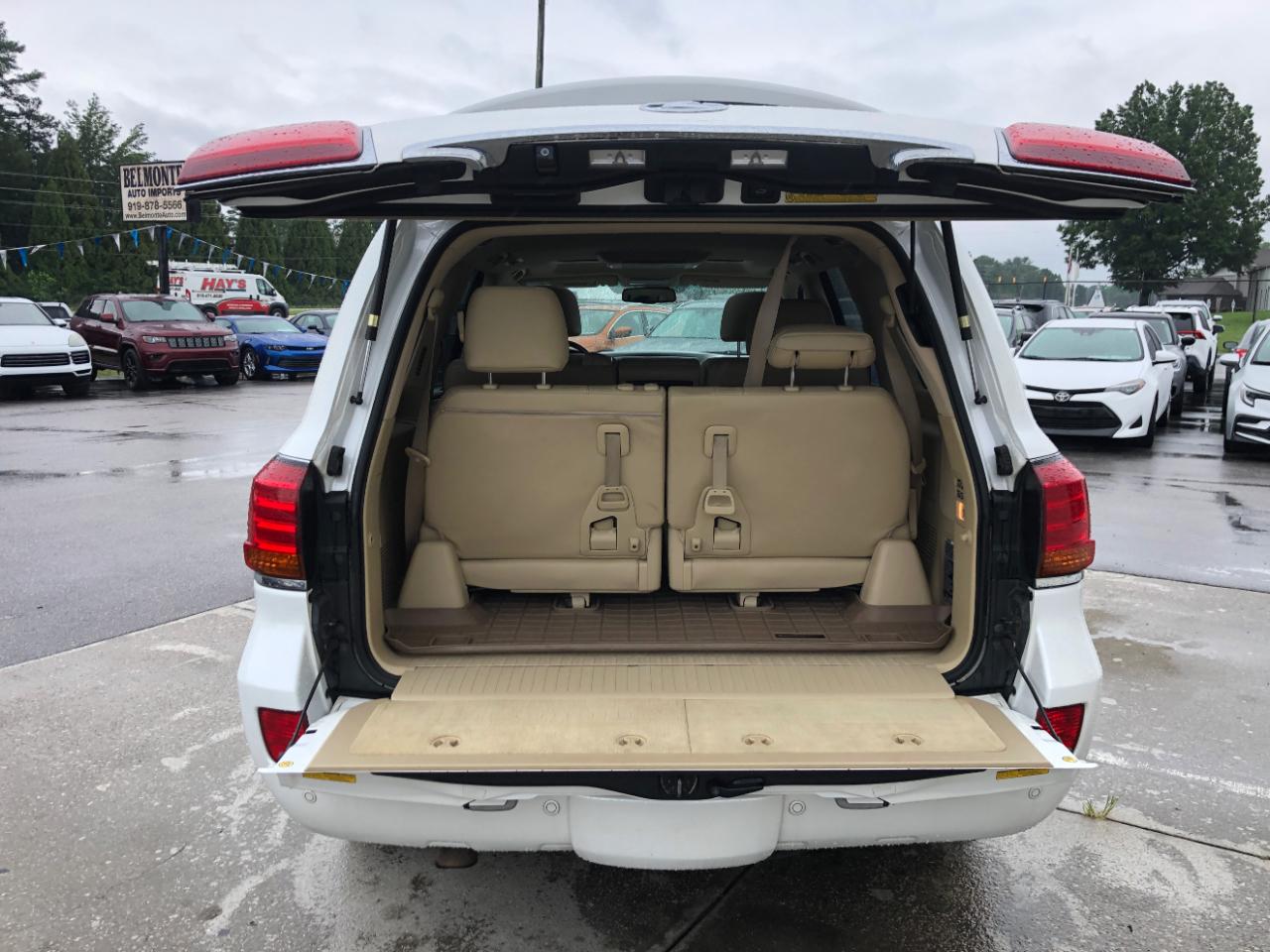 Lexus LX 570 4WD 4dr 2010