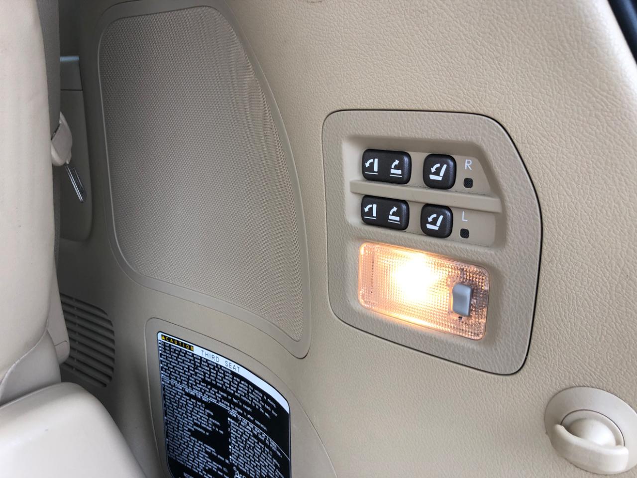 Lexus LX 570 4WD 4dr 2010