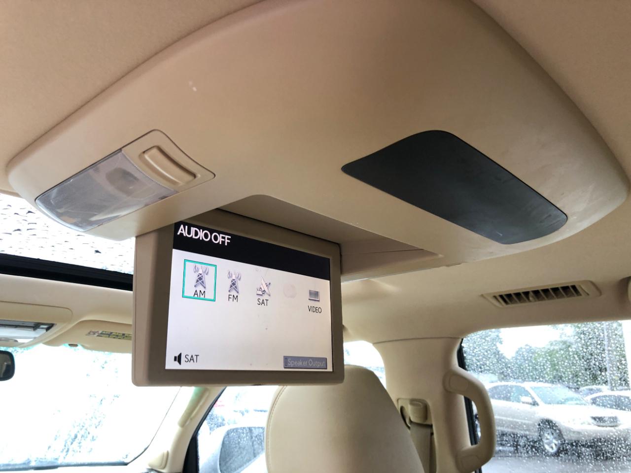 Lexus LX 570 4WD 4dr 2010