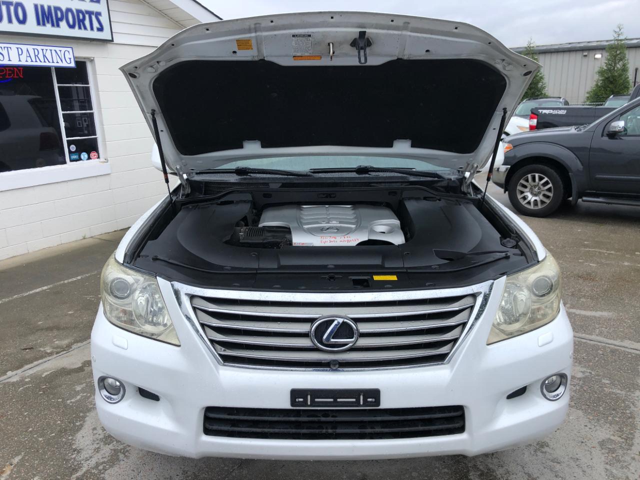 Lexus LX 570 4WD 4dr 2010