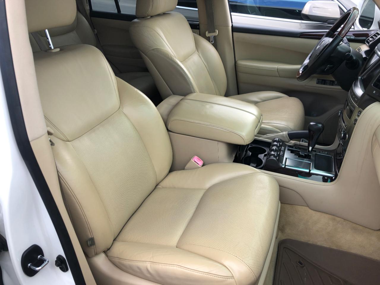Lexus LX 570 4WD 4dr 2010