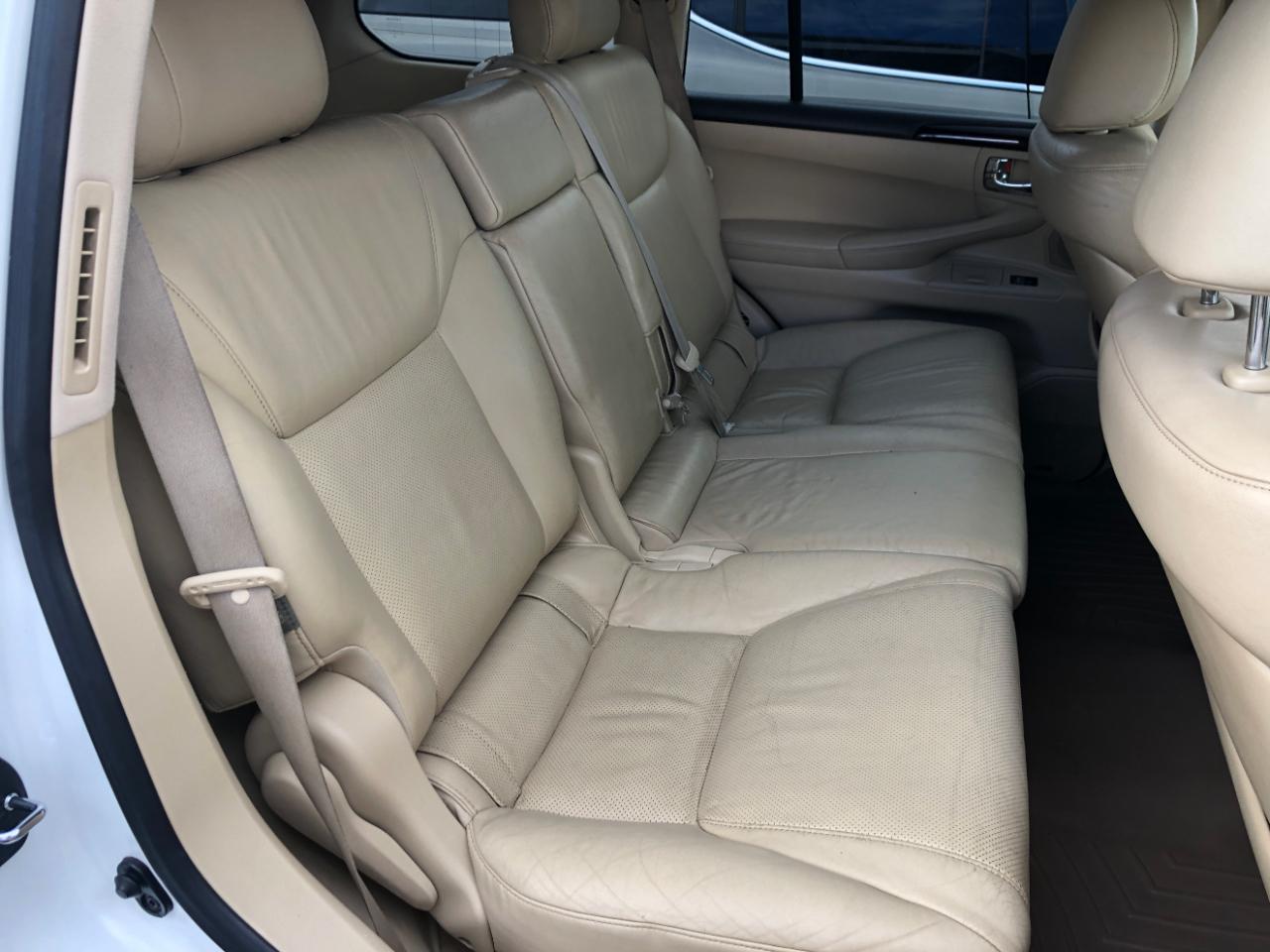 Lexus LX 570 4WD 4dr 2010