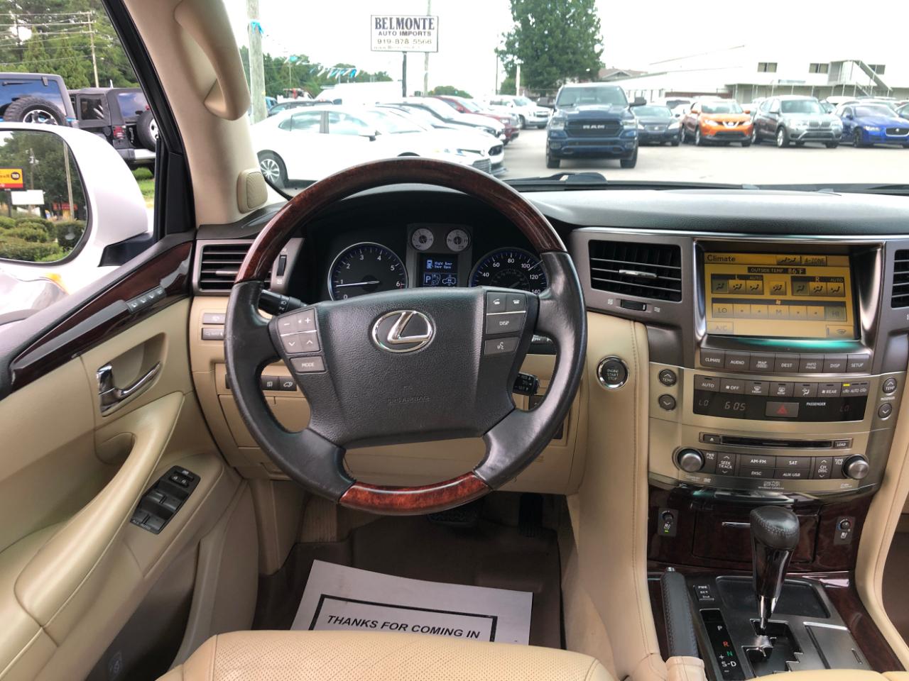 Lexus LX 570 4WD 4dr 2010