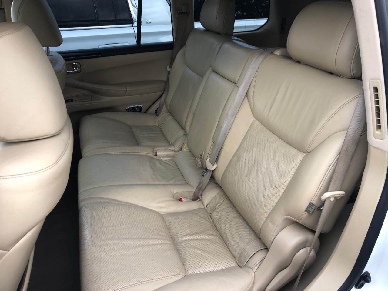 Lexus LX 570 4WD 4dr 2010