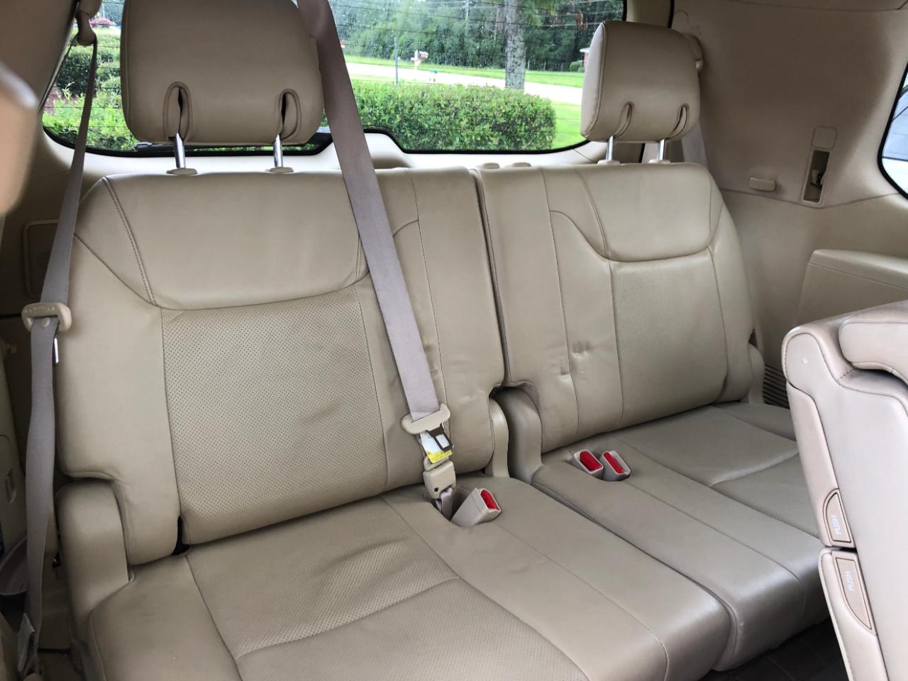 Lexus LX 570 4WD 4dr 2010
