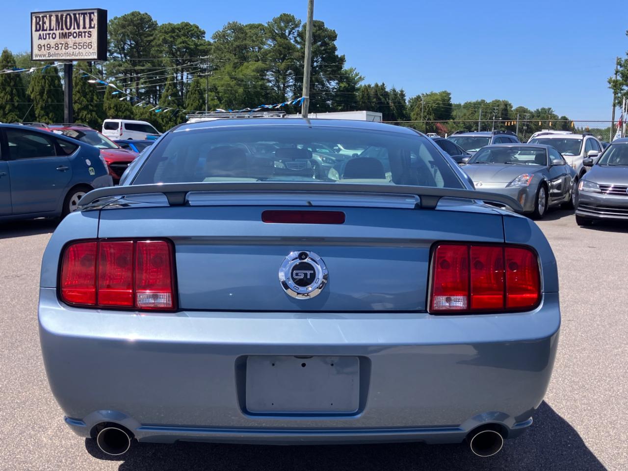 Ford Mustang 2dr Cpe GT Deluxe 2006