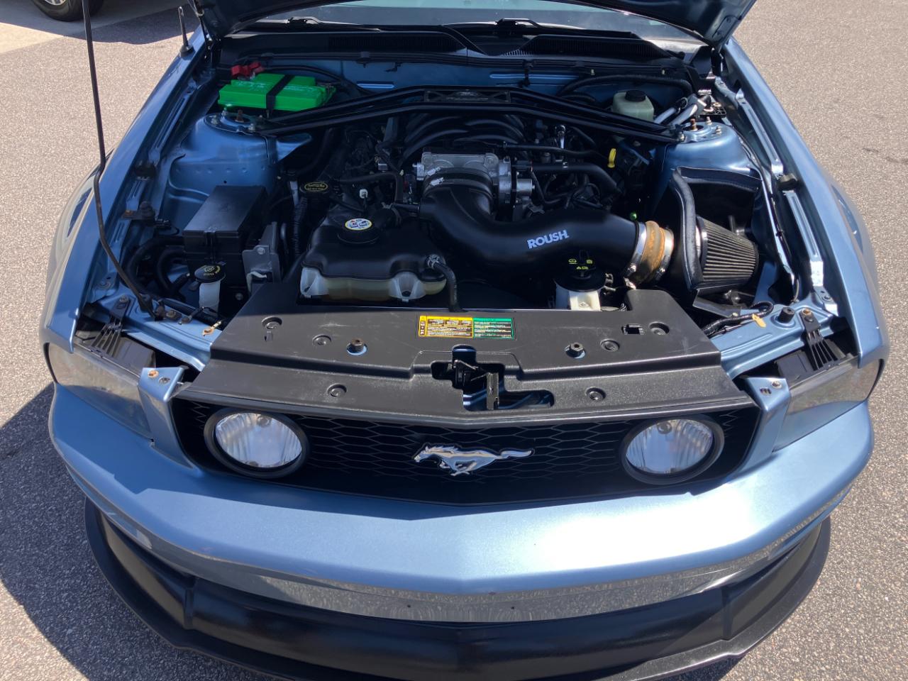 Ford Mustang 2dr Cpe GT Deluxe 2006
