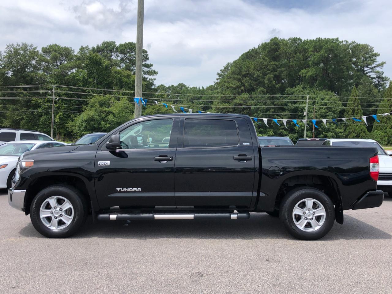 Toyota Tundra 4WD SR5 CrewMax 5.5' Bed 5.7L (Natl) 2018