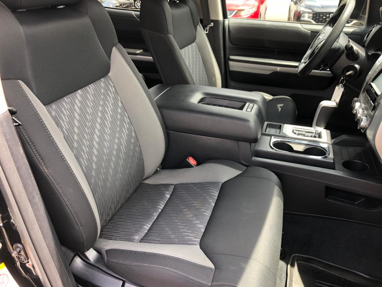 Toyota Tundra 4WD SR5 CrewMax 5.5' Bed 5.7L (Natl) 2018