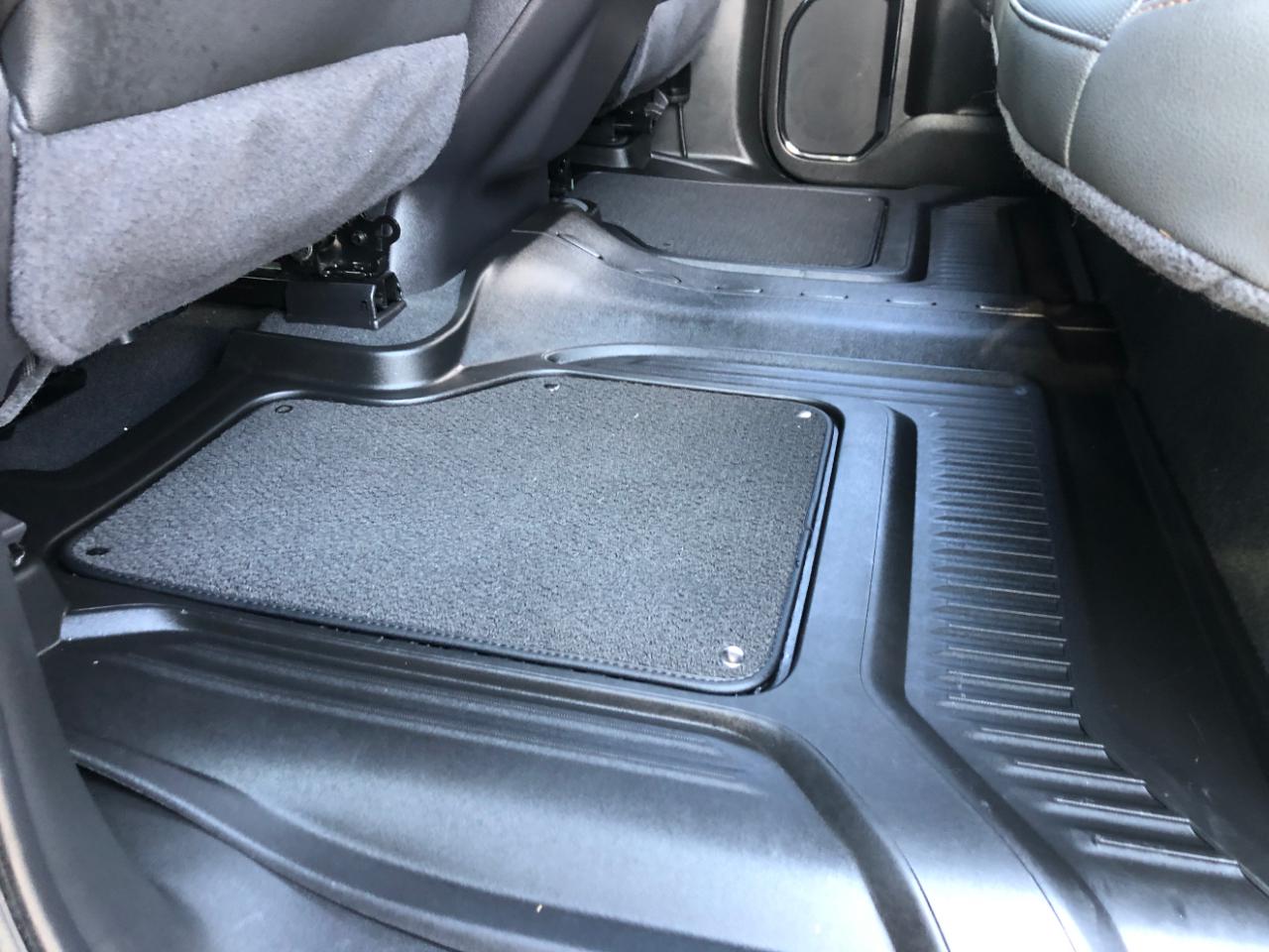 GMC Sierra 1500 4WD Crew Cab 147" AT4 2024