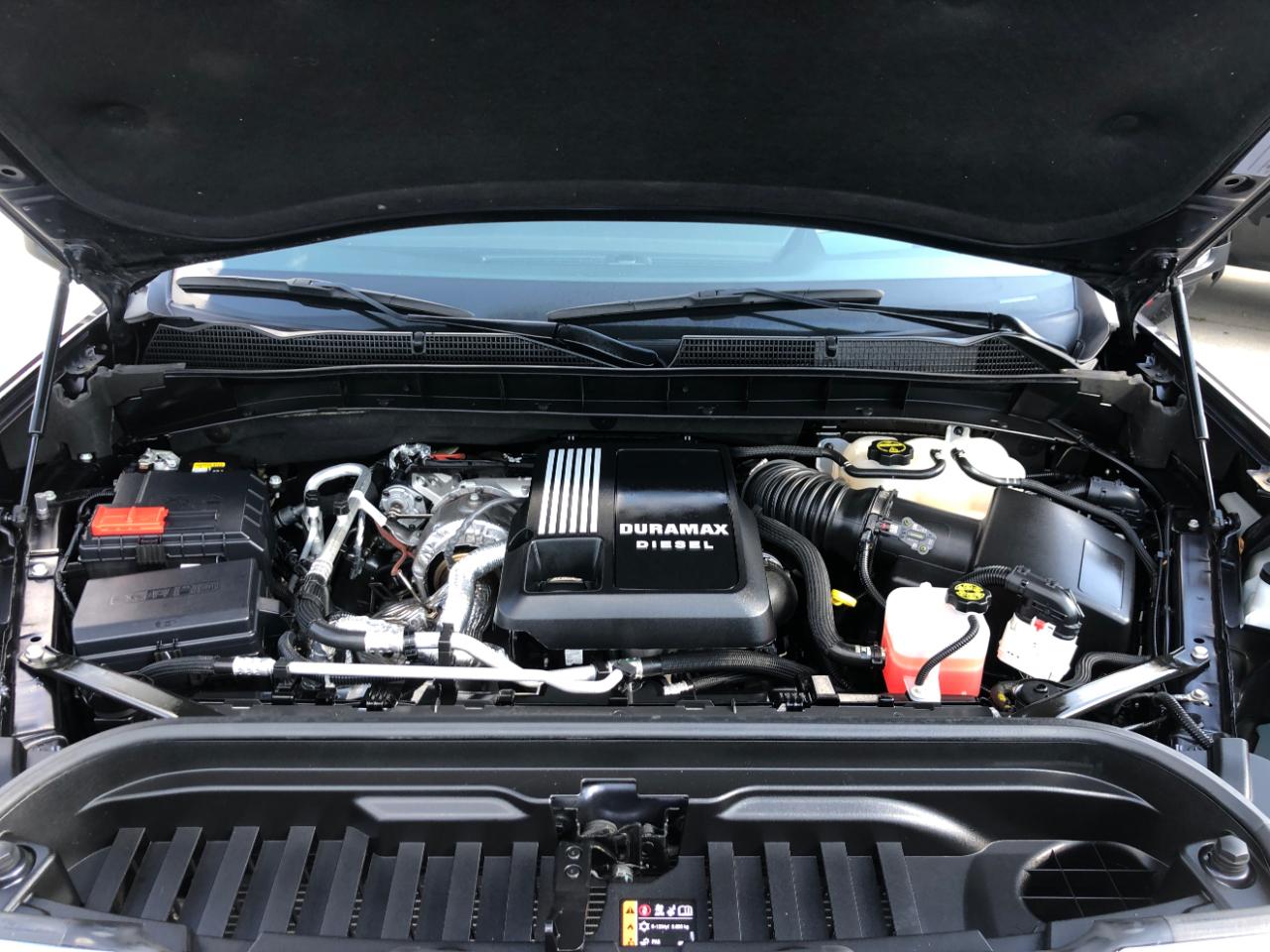 GMC Sierra 1500 4WD Crew Cab 147" AT4 2024