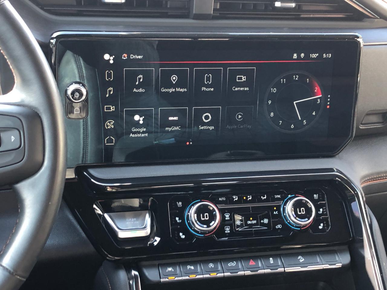 GMC Sierra 1500 4WD Crew Cab 147" AT4 2024