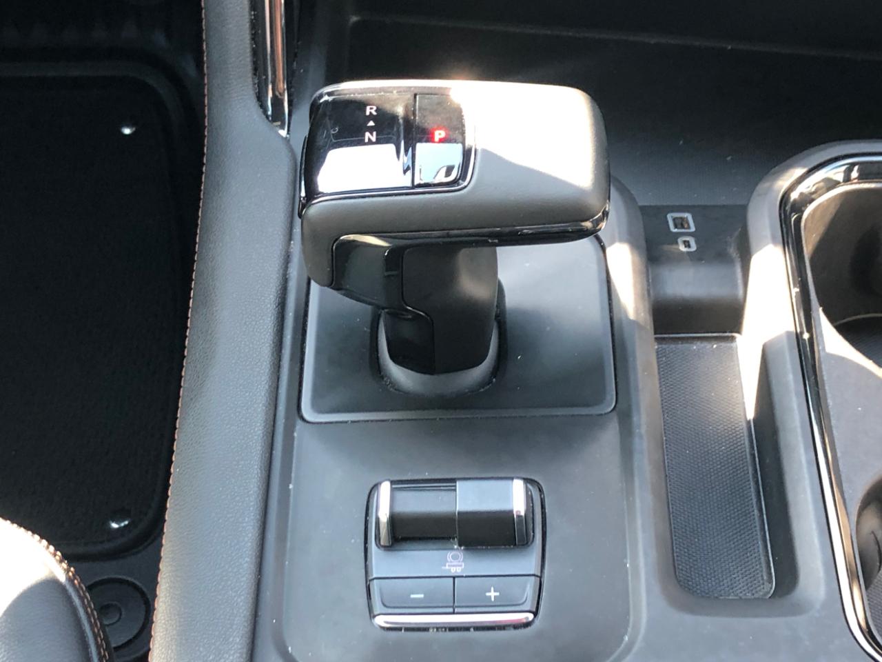 GMC Sierra 1500 4WD Crew Cab 147" AT4 2024