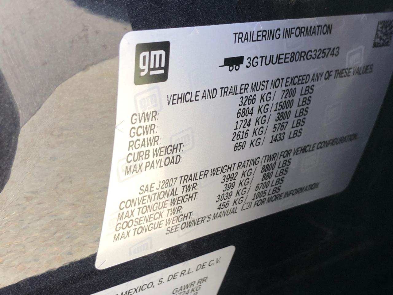 GMC Sierra 1500 4WD Crew Cab 147" AT4 2024